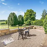 1 Bed In Harrogate Oc-92344 Holiday home