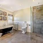 1 Bed In Harrogate Oc-92344 Holiday home Arlington