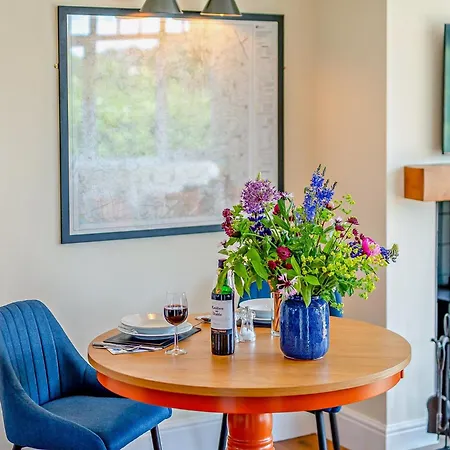 1 Bed In Harrogate Oc-92344 펜션 *