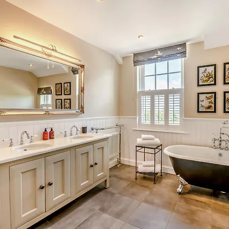 1 Bed In Harrogate Oc-92344 Ferienhaus