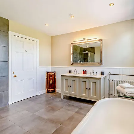 1 Bed In Harrogate Oc-92344 펜션 *