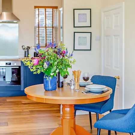 Dom wakacyjny 1 Bed In Markington 92344 *